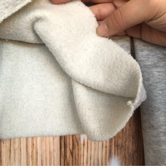 Garage Varsity Style Chicago 1975 Long Sleeve Zip Up Crop Sweatshirt - Picture 7 of 8